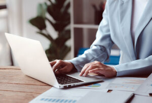 reasons outsourced CFO